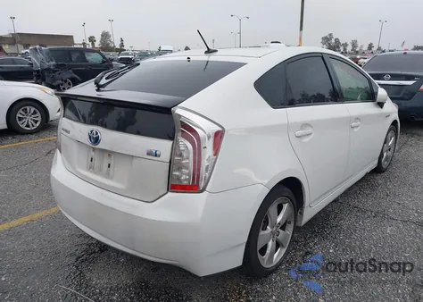 2013 Toyota Prius Five z USA, uszkodzony, nr VIN JTDKN3DU8D1696700